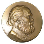 Памятная настольная медаль Карл Маркс