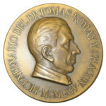 Памятная настольная медаль 200 лет со дня рождения Т.Ромая