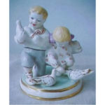 Статуетка Діти та голуби