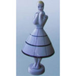 Статуетка Дівчина з ромашками