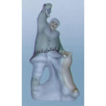 Статуетка Якут із собакою та рибою