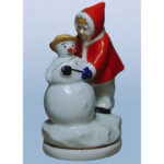 Статуетка дівчина зі сніговиком