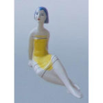 Статуетка ЛФЗІ дівчина, що сидить