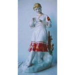 Статуетка Українська дівчина з квітами