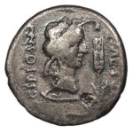 Серебряный Республиканский Денарий Марка Лициния Красса, 47-46 год до н.э.