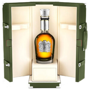 Виски Chivas Regal "The Icon" 0.7 л.